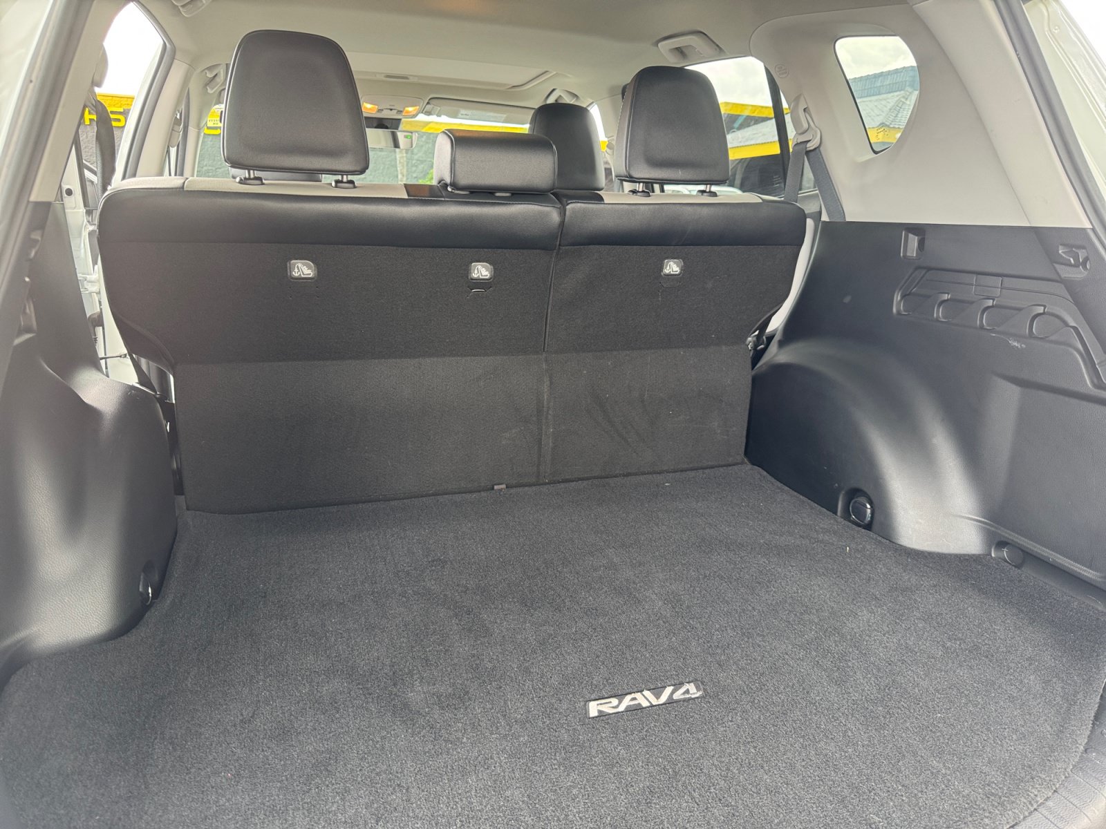 Used 2016 Toyota RAV4 Limited FWD image 16