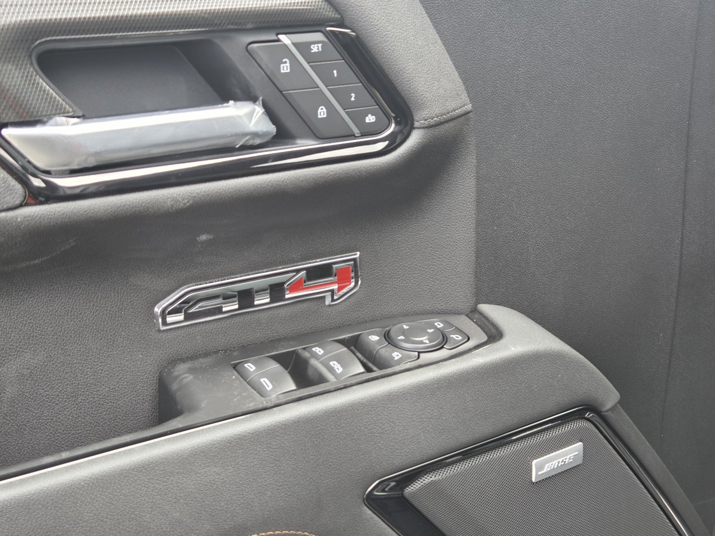 New 2026 GMC Sierra 1500 AT4 w/ AT4 Premium Package AWD/4WD image 31