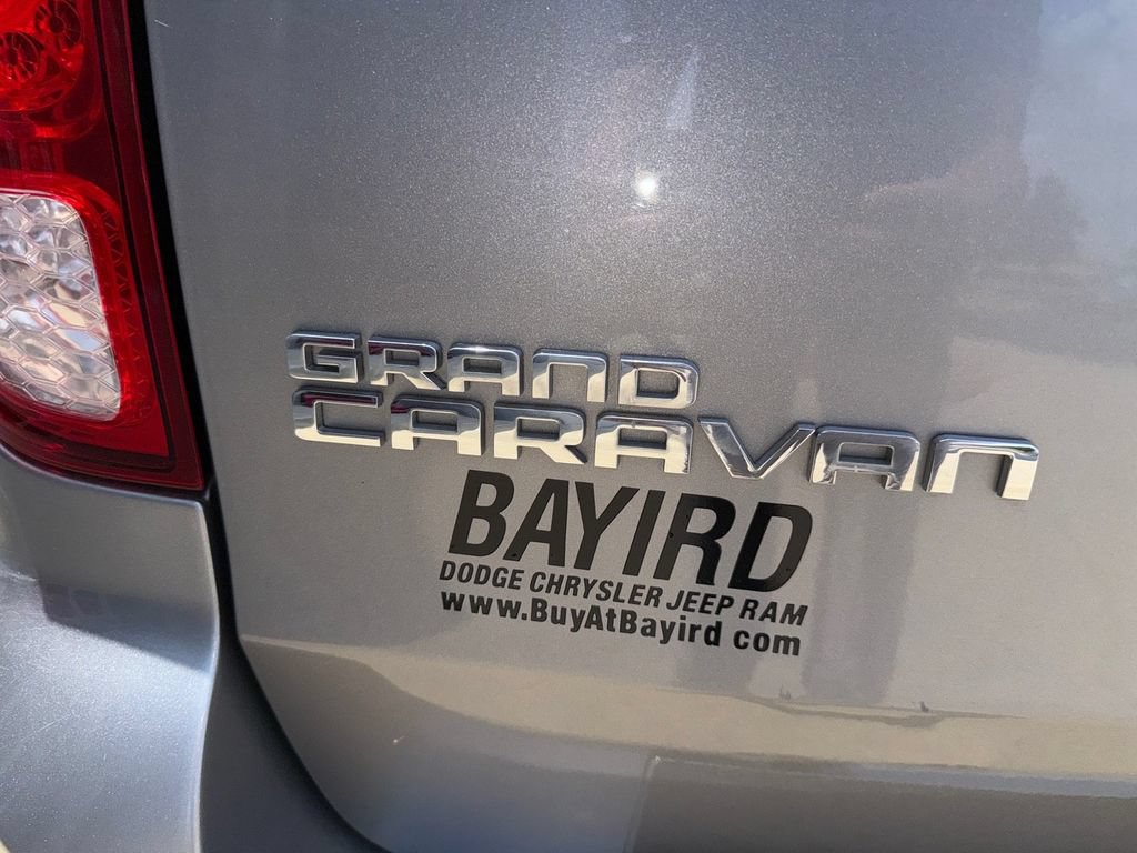 Used 2016 Dodge Grand Caravan SXT w/ Rear Park Assist Package FWD image 11
