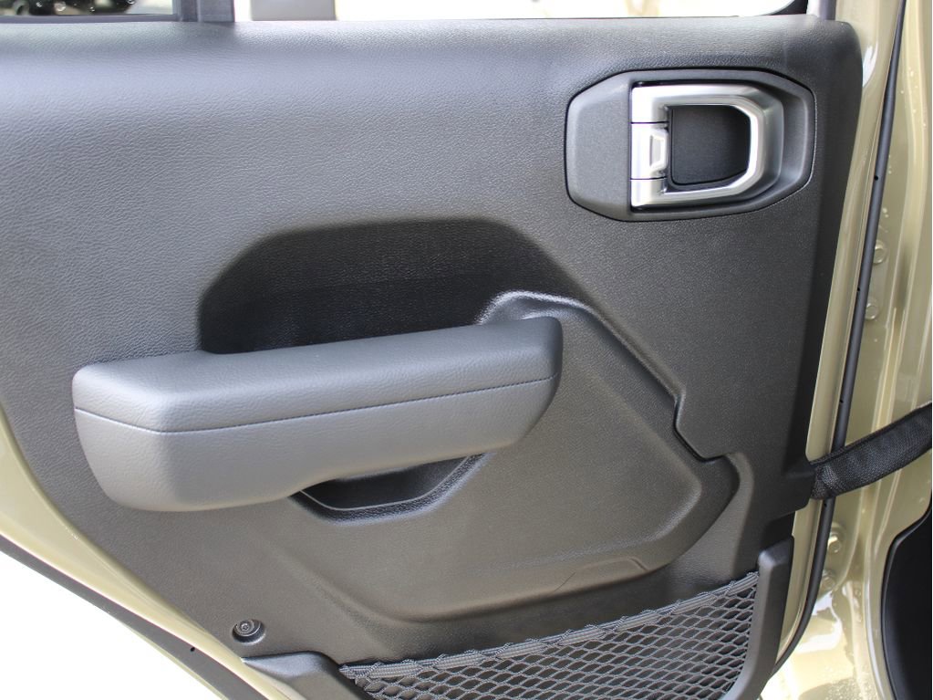 New 2026 Jeep Gladiator Willys image 29