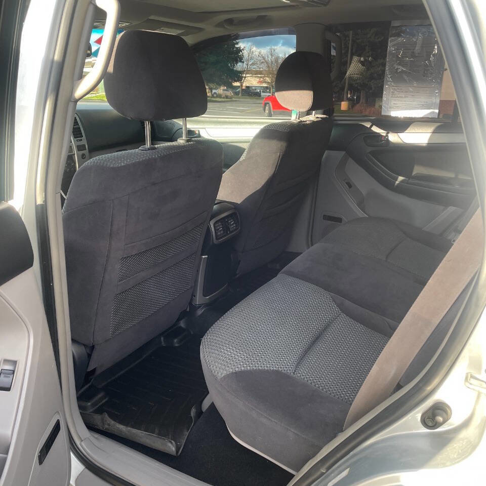Used 2005 Toyota 4Runner Sport image 12