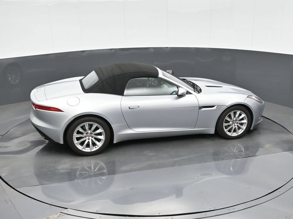 Used 2016 Jaguar F-TYPE Convertible RWD image 38
