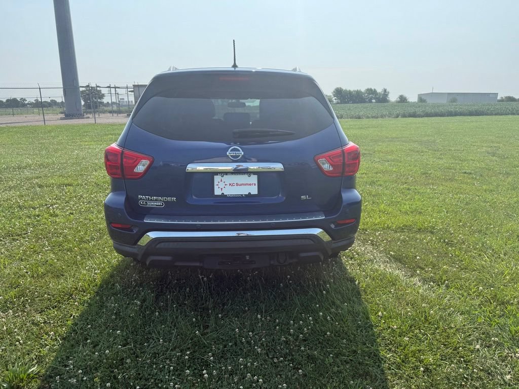 Used 2017 Nissan Pathfinder SL w/ SL Premium Package FWD image 6
