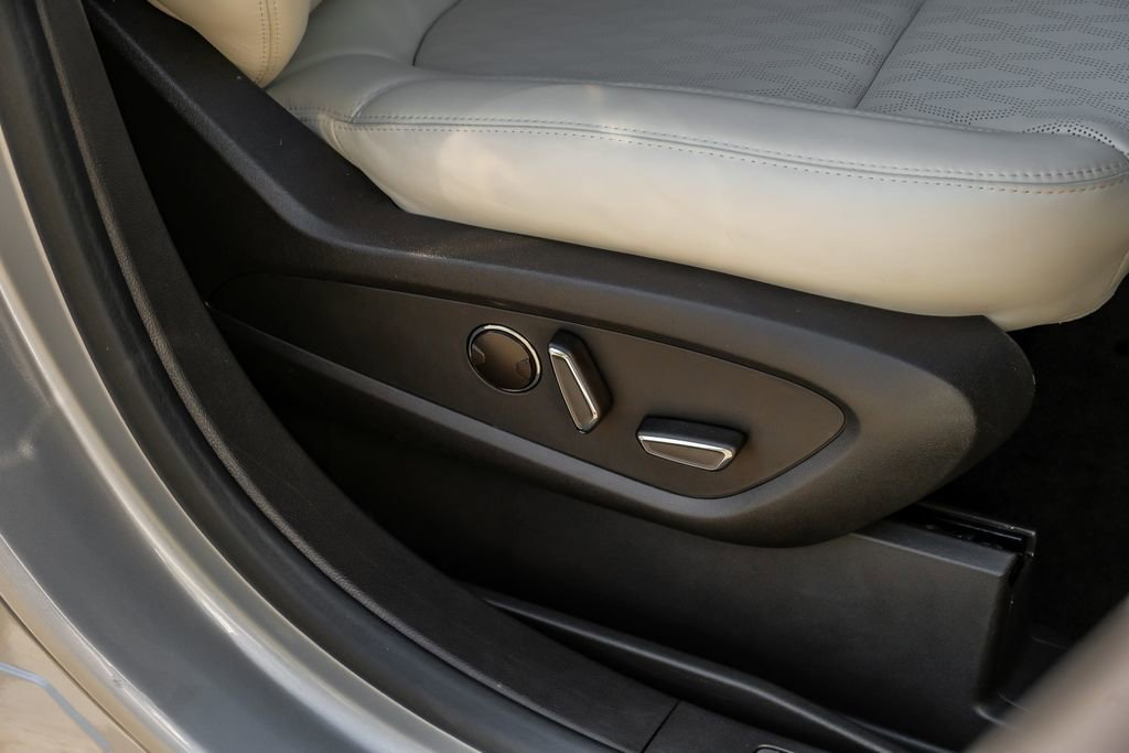 Used 2022 Lincoln Nautilus Black Label image 37