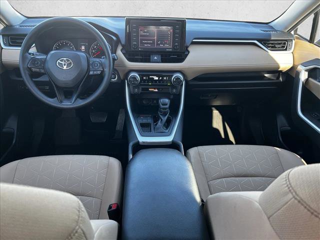 Used 2022 Toyota RAV4 XLE image 18
