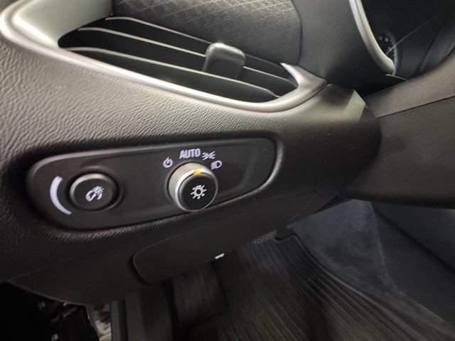Used 2024 Chevrolet Malibu LT FWD image 22