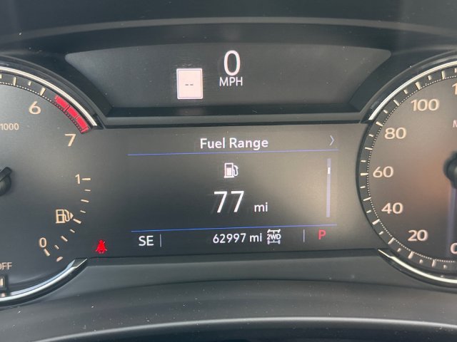 Used 2019 Cadillac XT4 Sport w/ Cold Weather Package AWD/4WD image 29