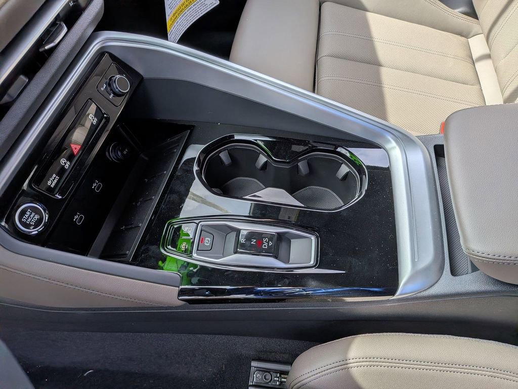 New 2025 Audi Q5 Premium Plus image 14