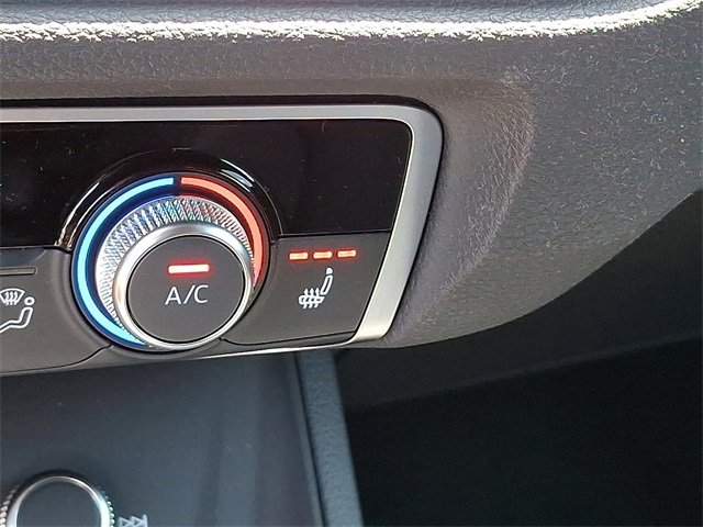 Used 2025 Audi Q3 2.0T Premium Plus w/ Premium Plus Package image 18