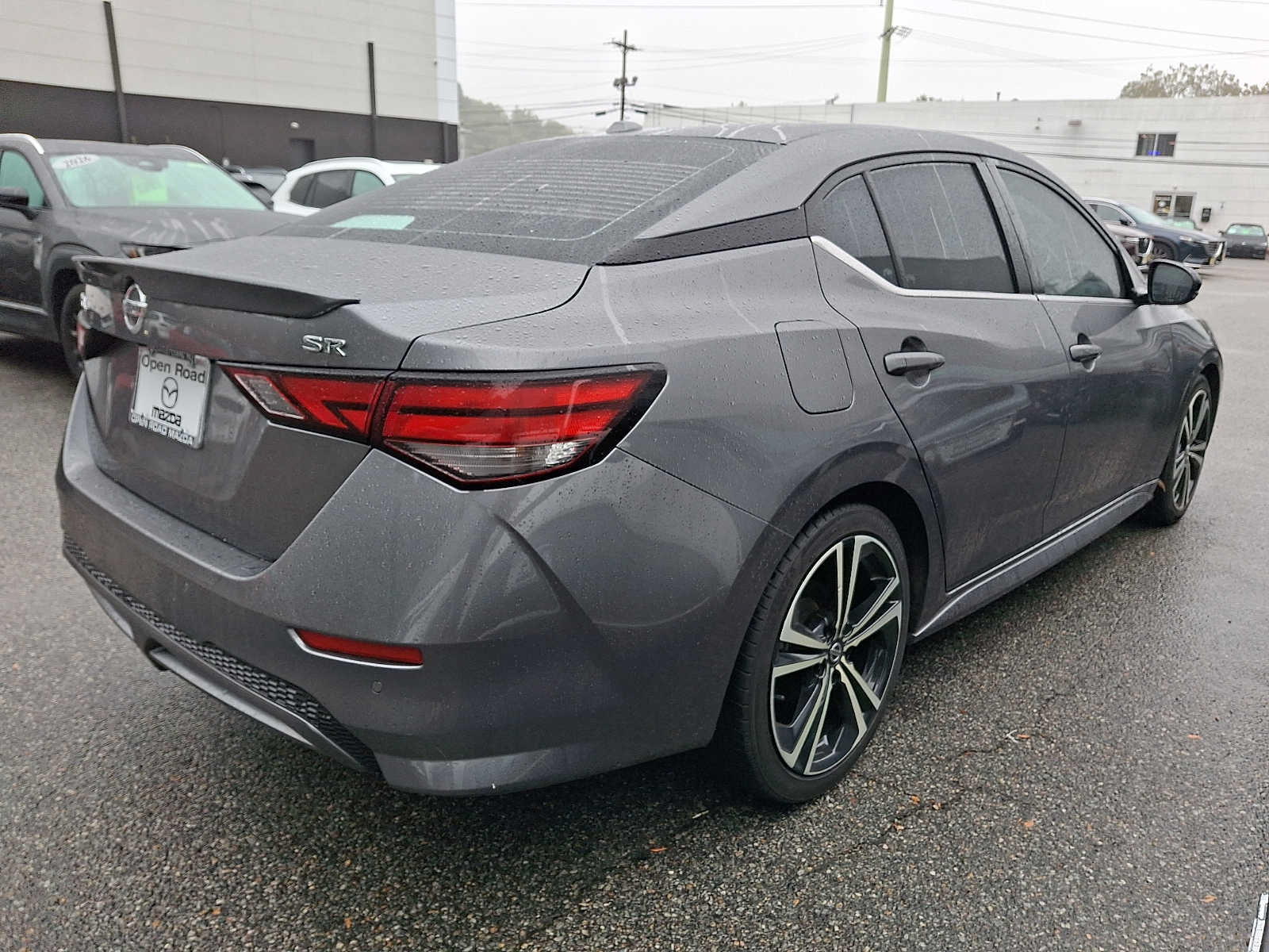 Used 2022 Nissan Sentra SR w/ Trunk Package FWD image 4