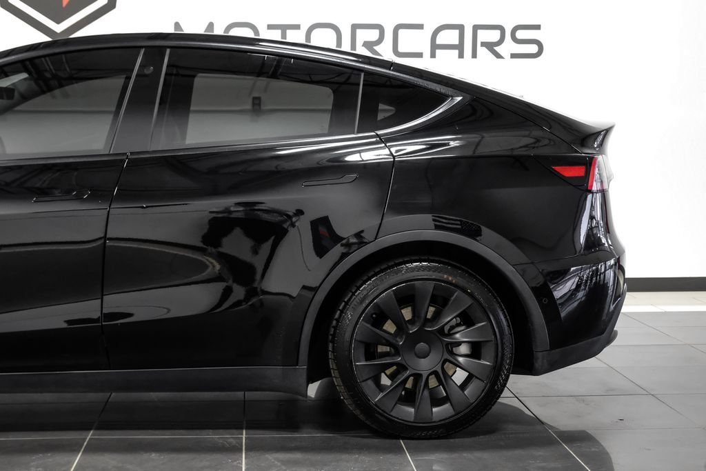 Used 2021 Tesla Model Y Long Range AWD/4WD image 13