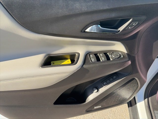Used 2020 Chevrolet Equinox Premier image 17