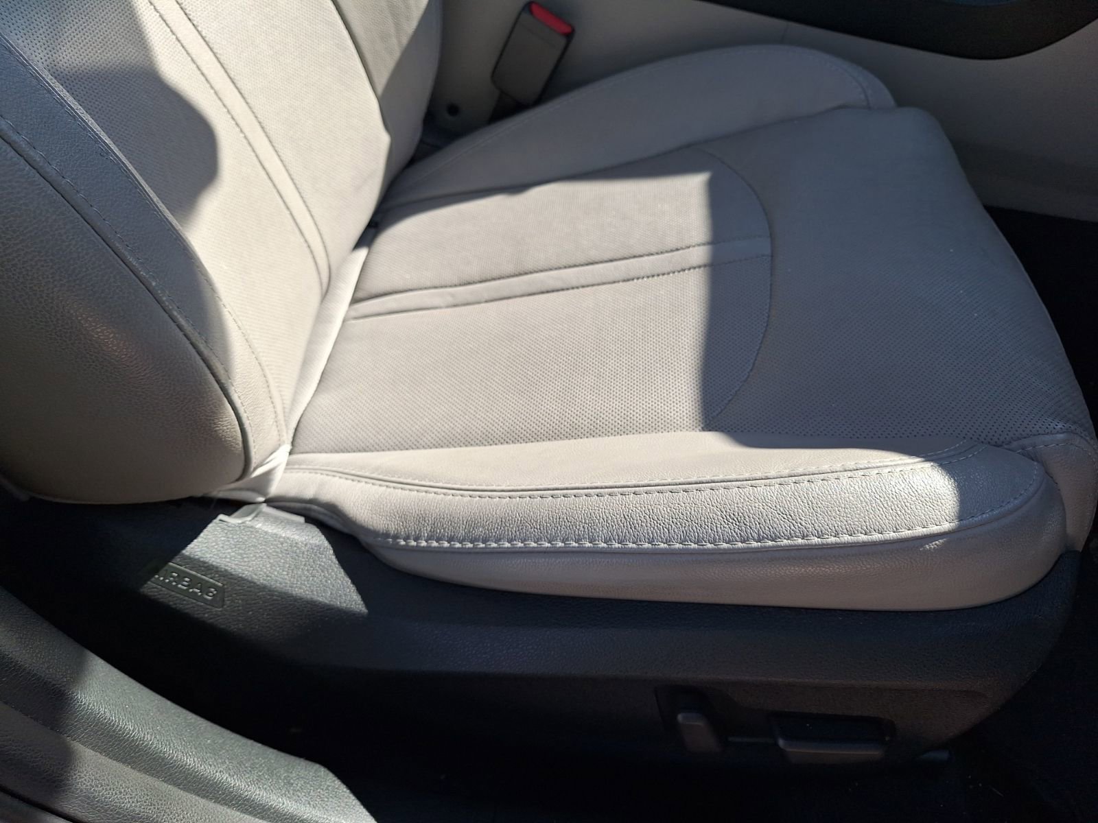 Used 2016 Hyundai Sonata Limited w/ Option Group 05 image 36