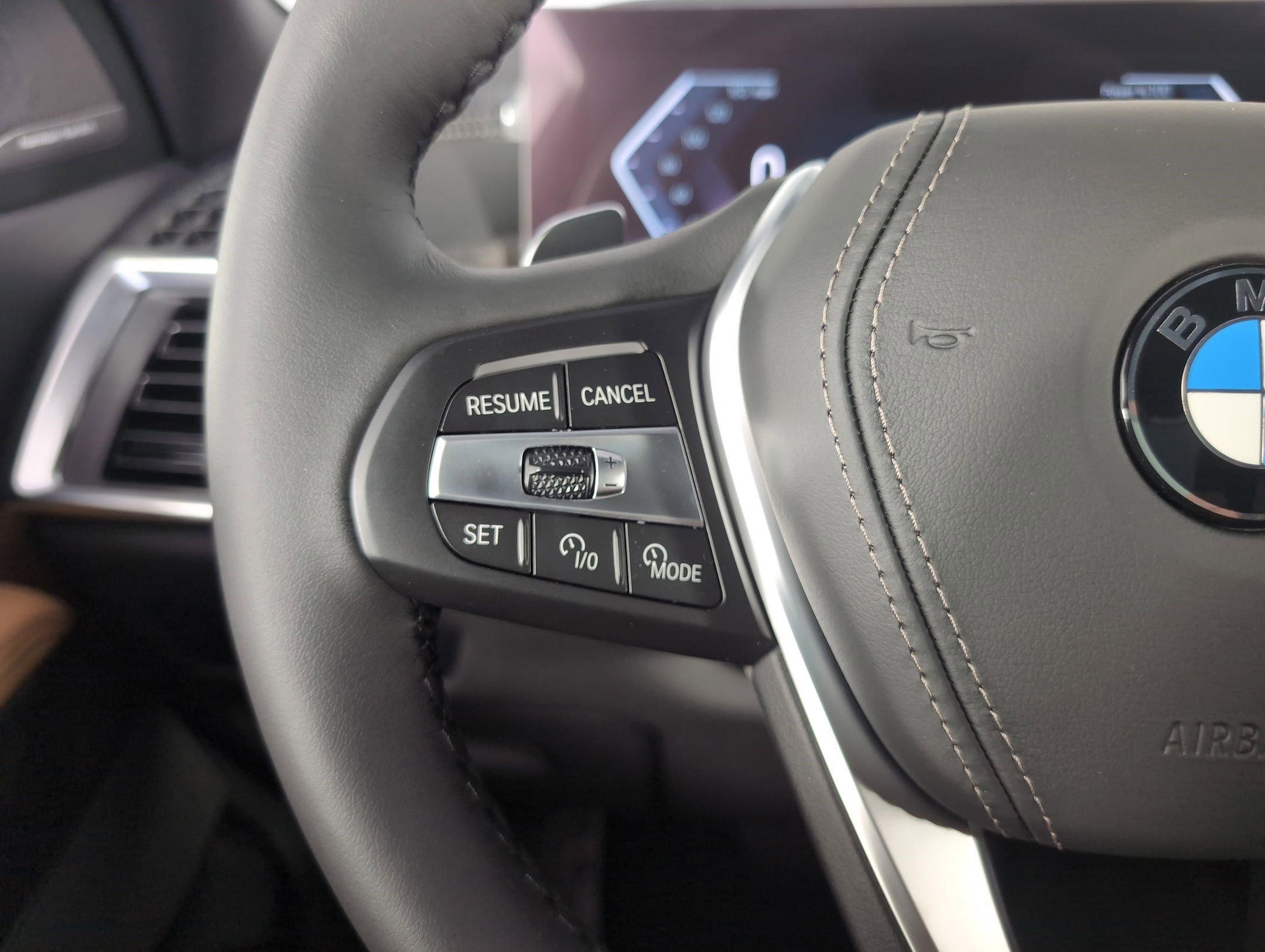 Used 2026 BMW X5 sDrive40i image 14