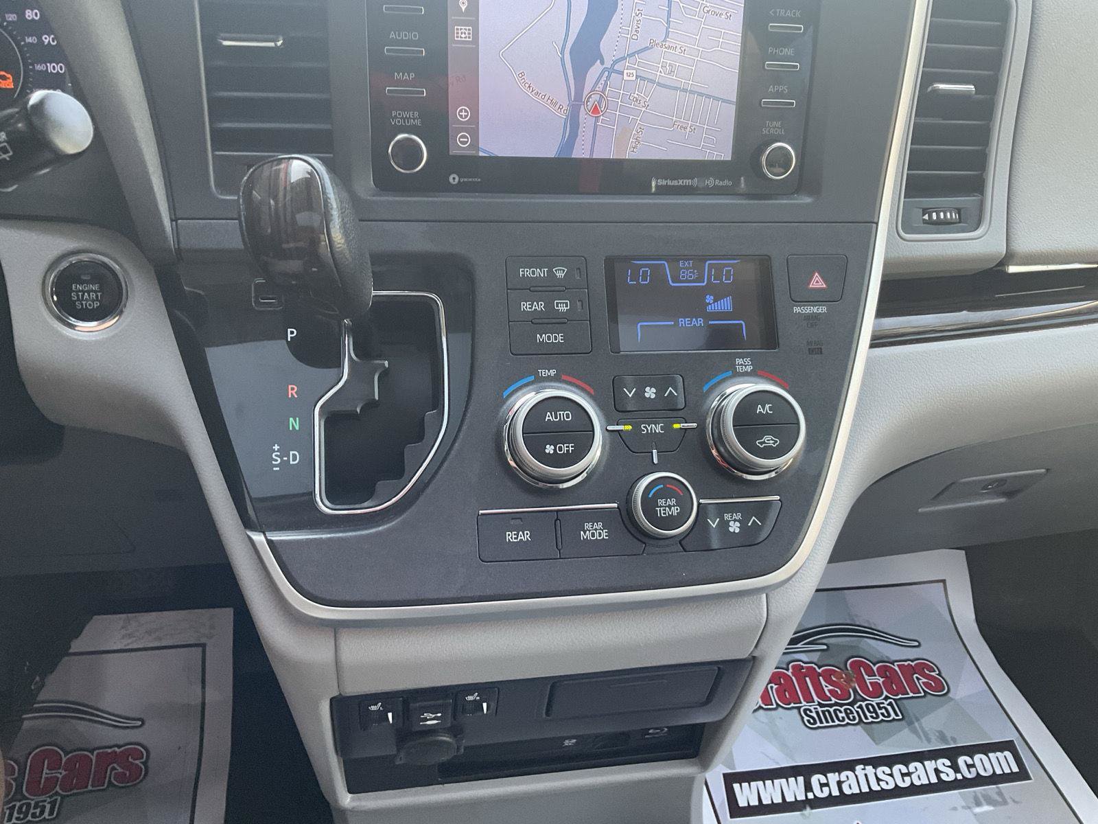 Used 2020 Toyota Sienna XLE Premium AWD/4WD image 20