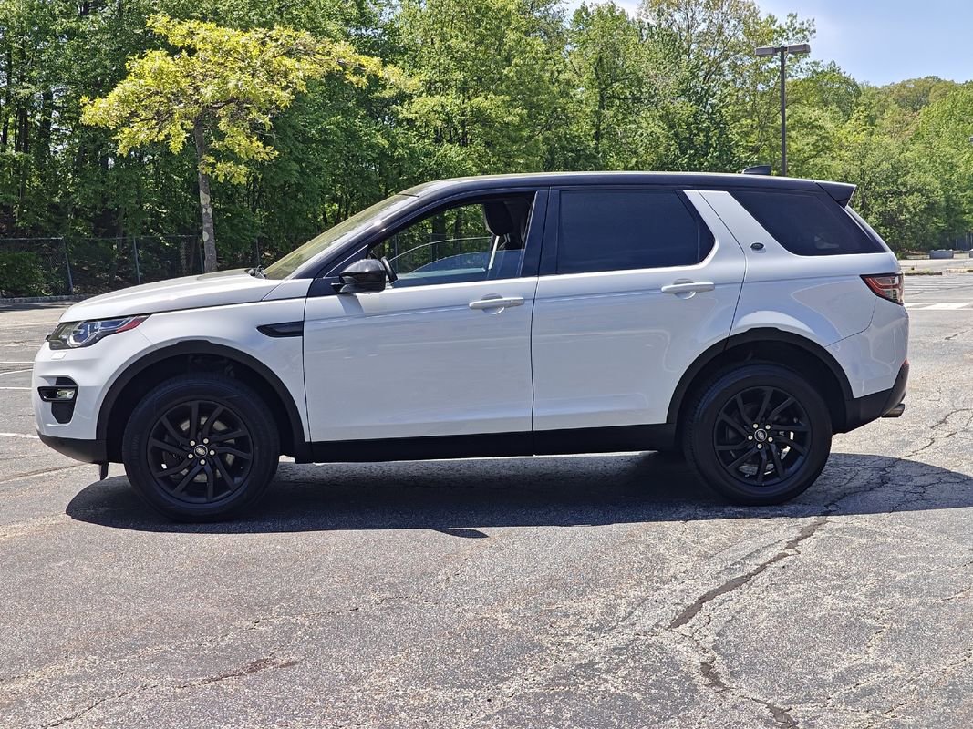 Used 2017 Land Rover Discovery Sport HSE image 7