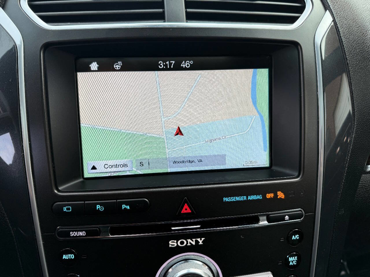 Used 2017 Ford Explorer Limited w/ Equipment Group 301A image 25