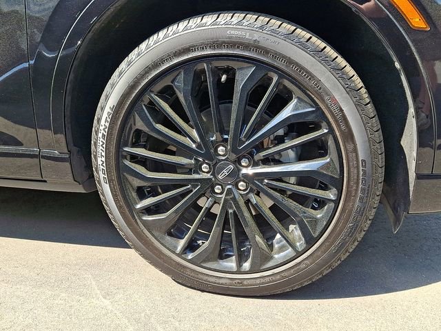 Certified 2025 Lincoln Corsair Reserve w/ Jet Appearance Package image 4