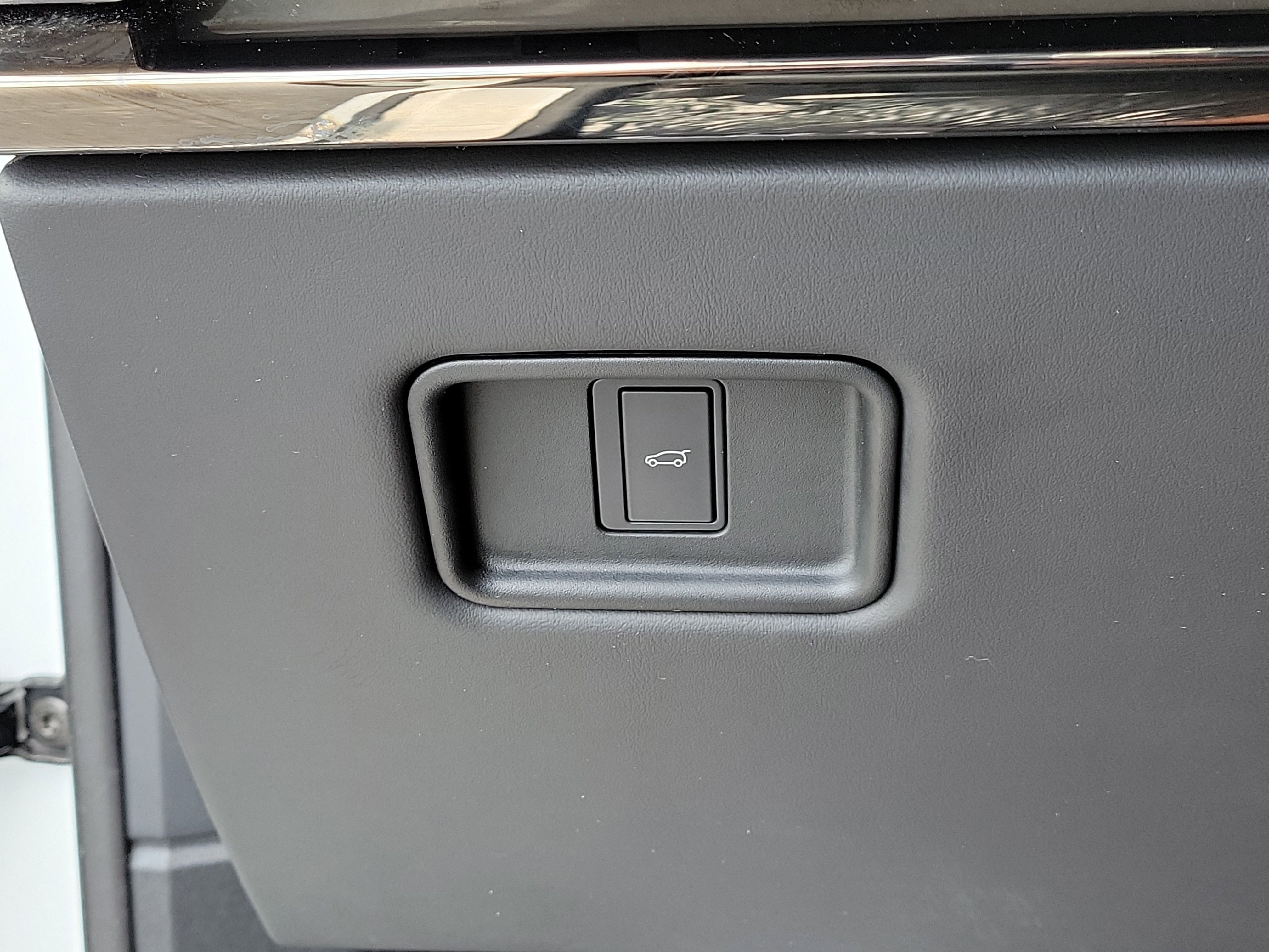 Used 2024 Land Rover Range Rover Sport SE image 29