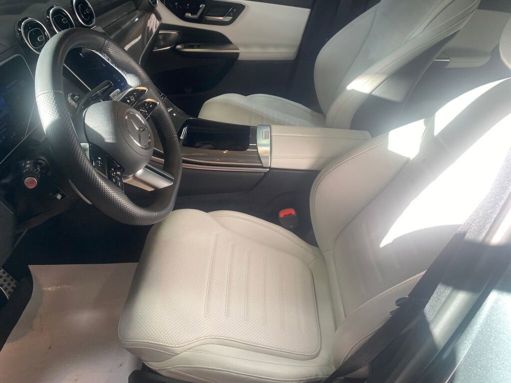 Certified 2023 Mercedes-Benz GLC 300 4MATIC image 5