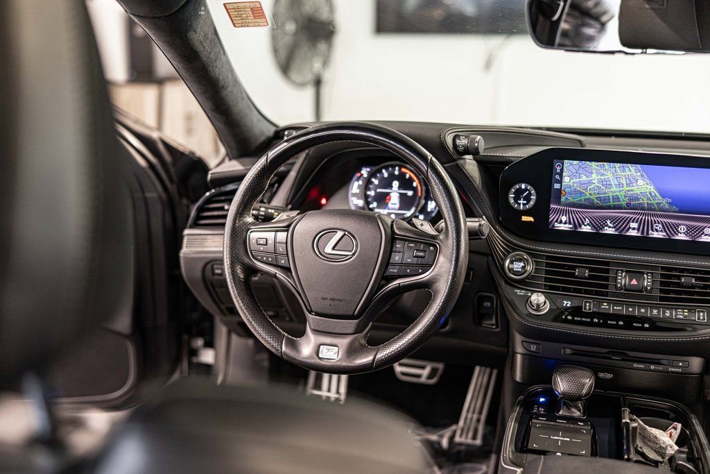 Used 2022 Lexus LS 500 F Sport w/ Accessory Package (Z1) image 38