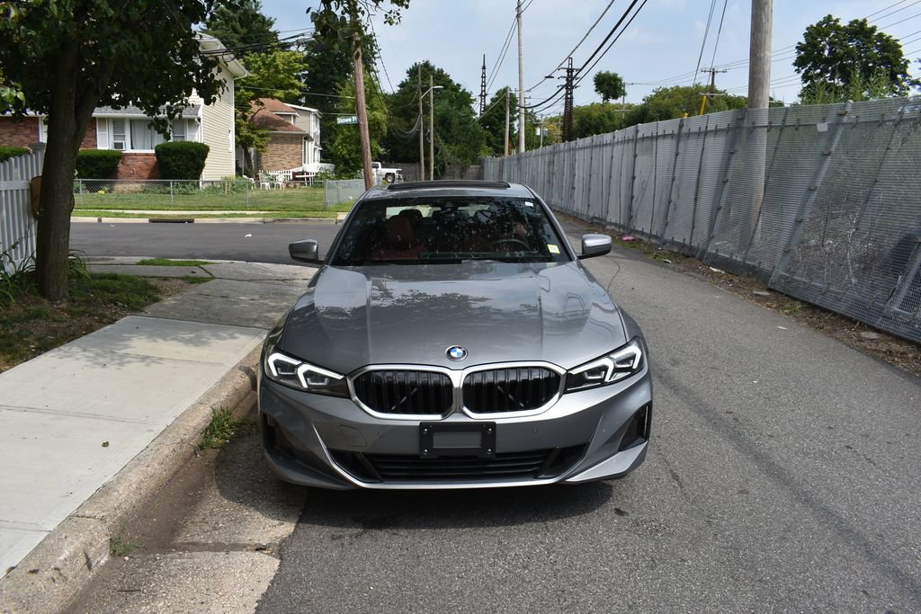 Used 2026 BMW 330i Sedan RWD image 3