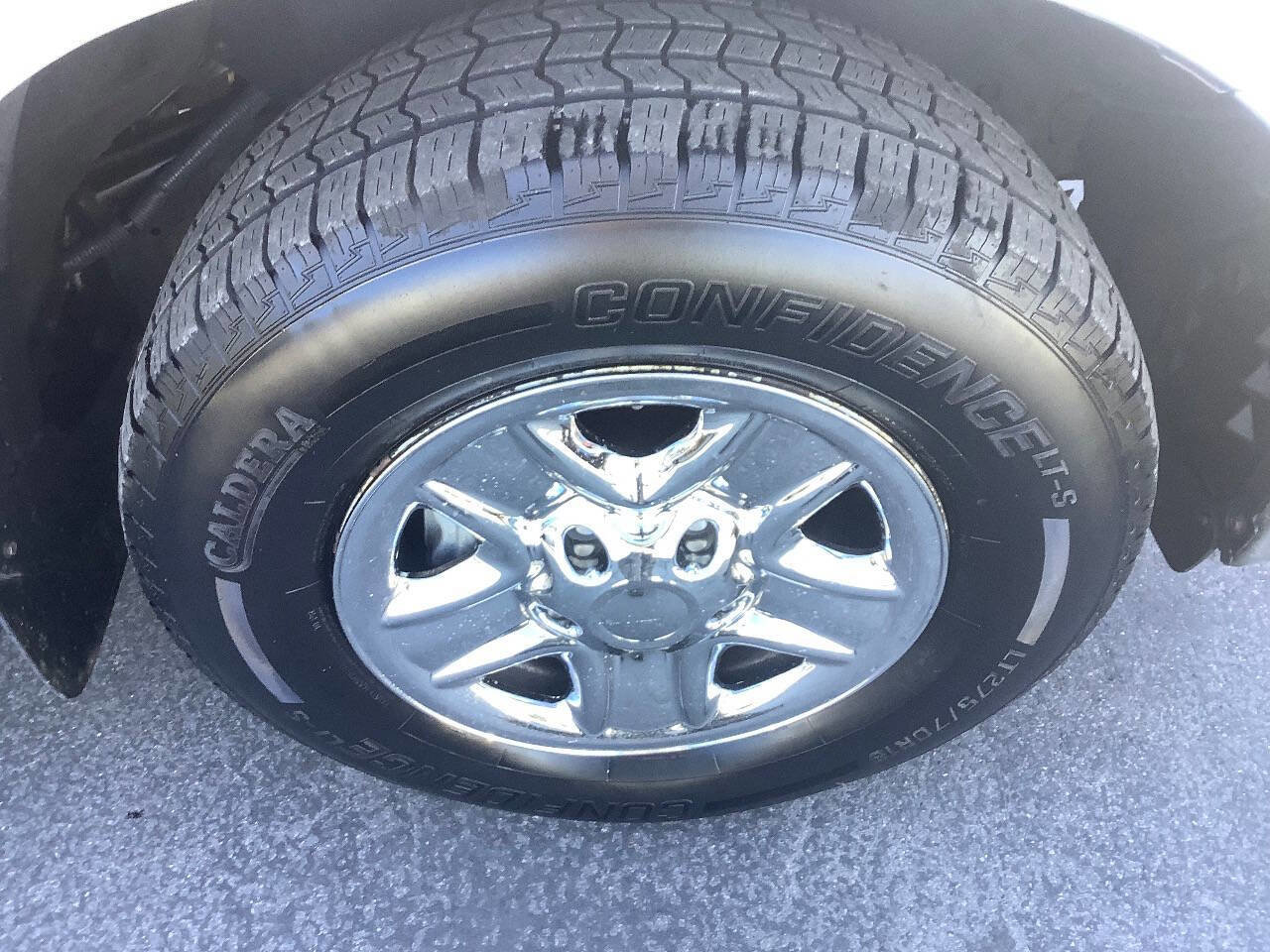 Used 2013 Toyota Tundra Grade 4x4 4dr CrewMax Cab Pick image 22