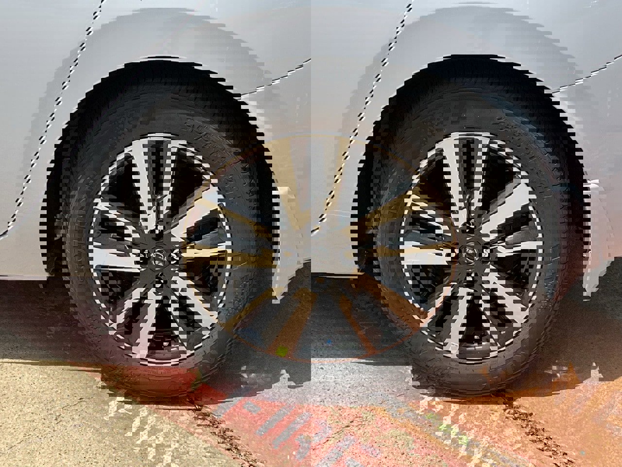 New 2025 Nissan Versa SV w/ Trunk Package image 8