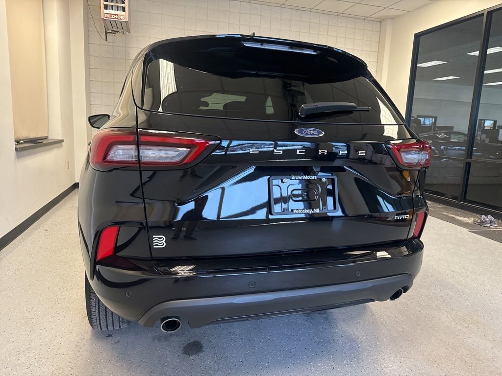 Used 2024 Ford Escape ST-Line w/ Tech Pack #1 AWD/4WD image 43
