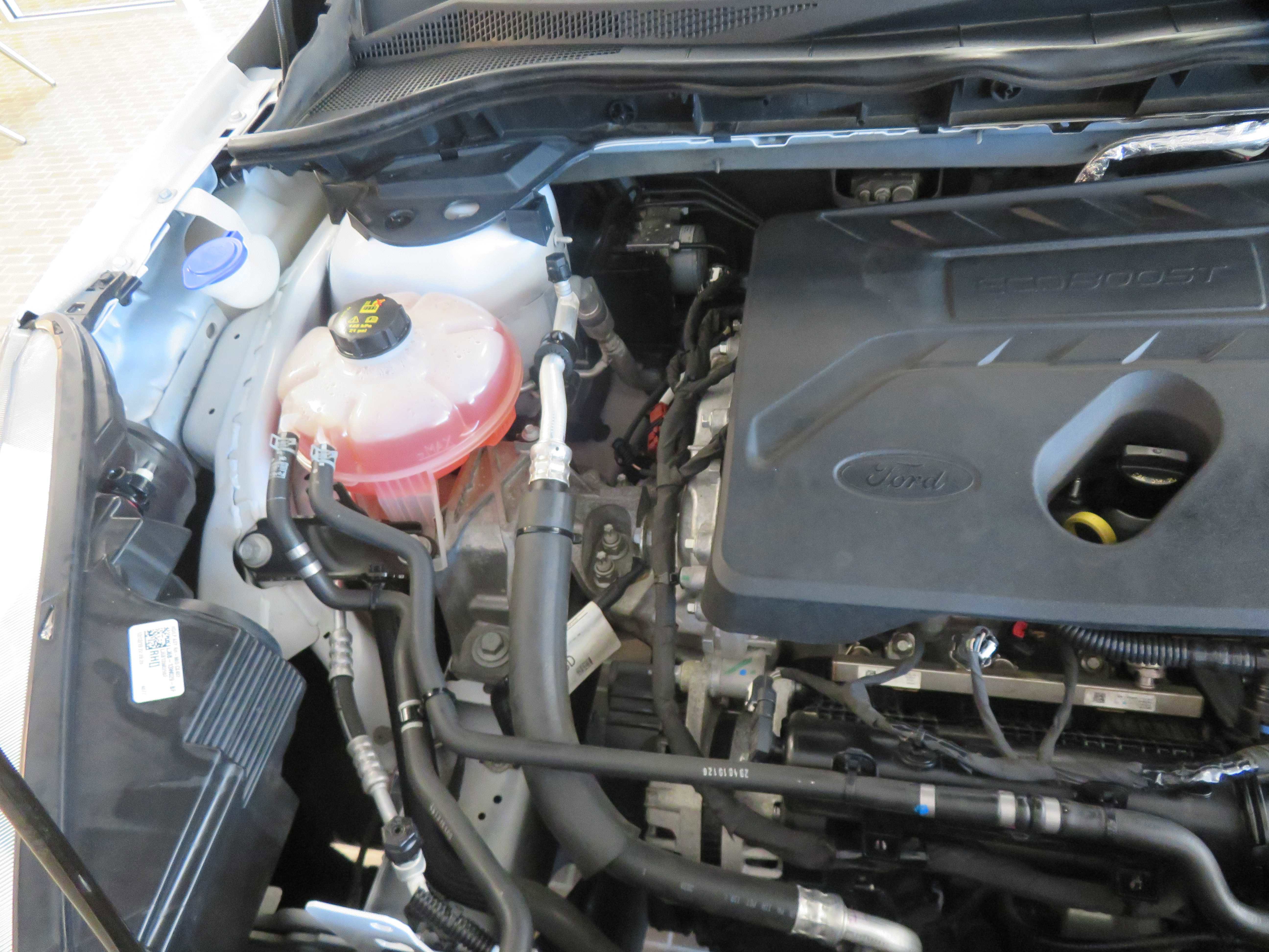 Used 2020 Ford Escape SEL image 46