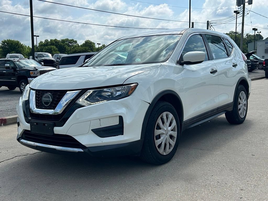 Used 2018 Nissan Rogue S FWD image 2