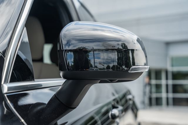 New 2026 Volvo XC90 B6 Plus w/ Protection Package Premier AWD/4WD image 15
