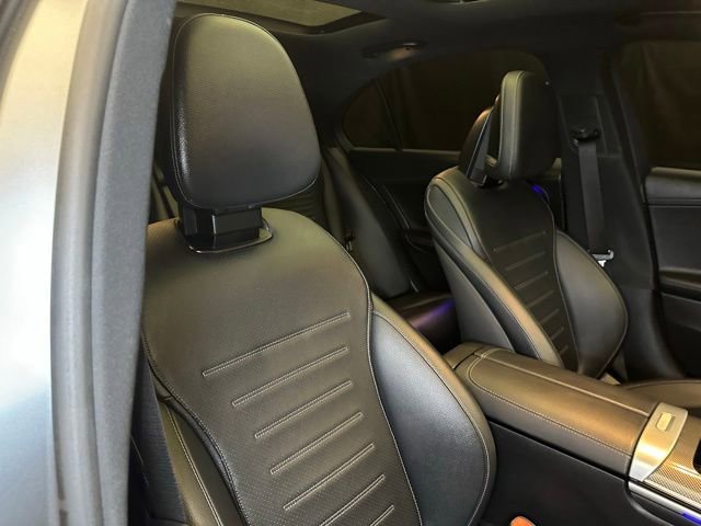 Used 2022 Mercedes-Benz C 300 4MATIC Sedan image 16