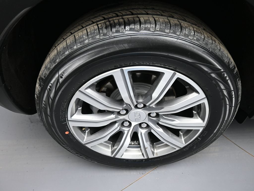 Used 2023 Cadillac XT4 Sport w/ Technology Package AWD/4WD image 12