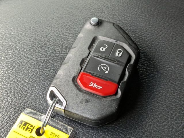 Used 2022 Jeep Gladiator Rubicon w/ LED Lighting Group image 30