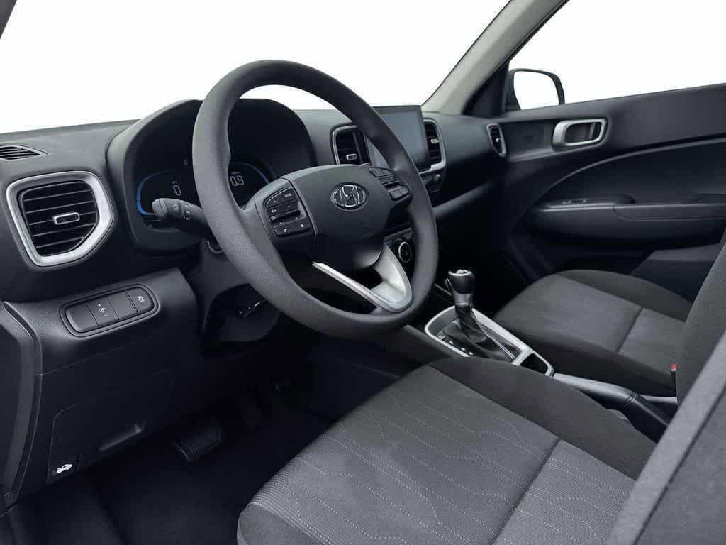 New 2026 Hyundai Venue SE FWD image 22