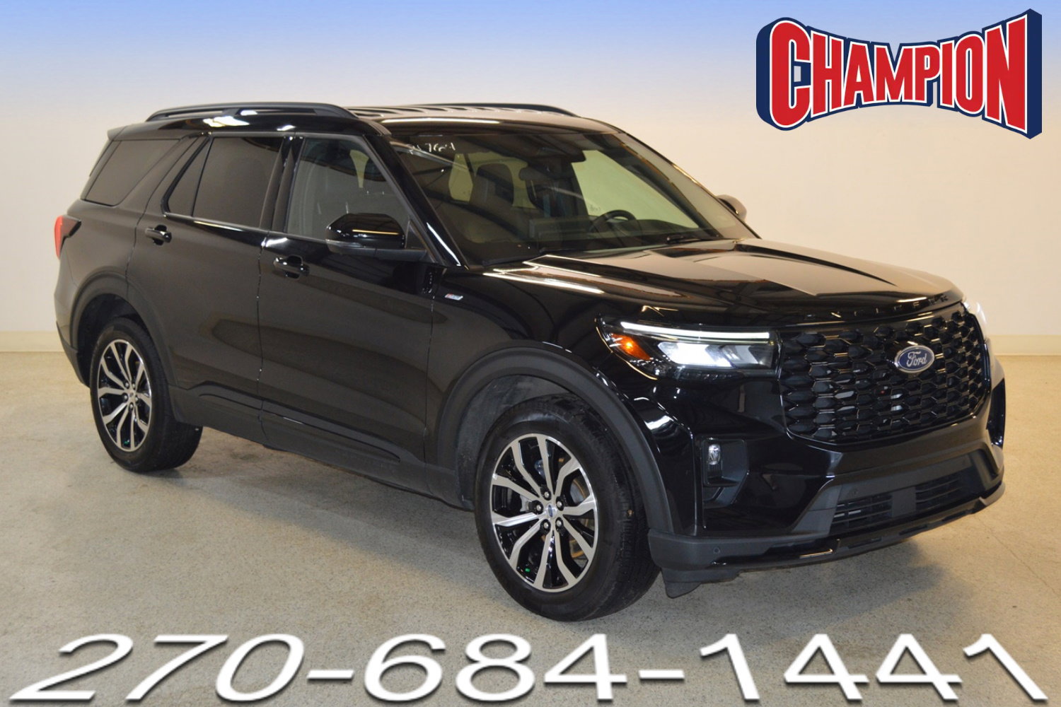 Certified 2025 Ford Explorer ST-Line image 1