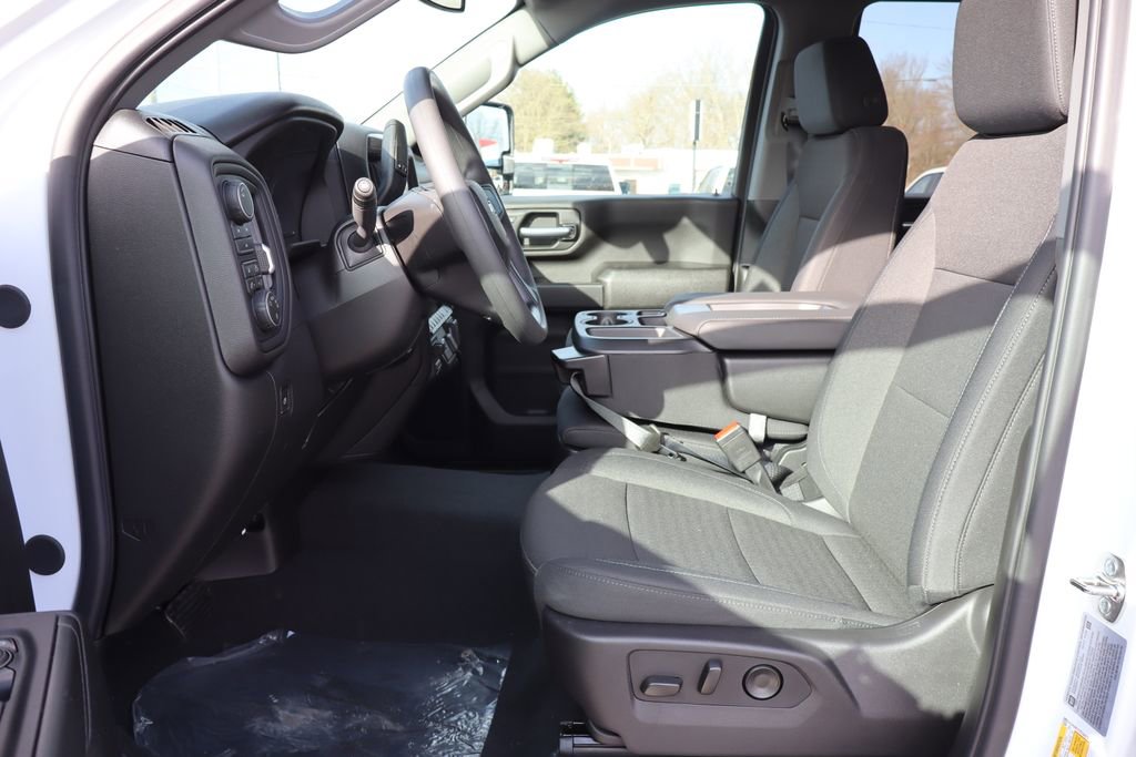 New 2026 Chevrolet Silverado 2500 Custom w/ Custom Value Package image 5