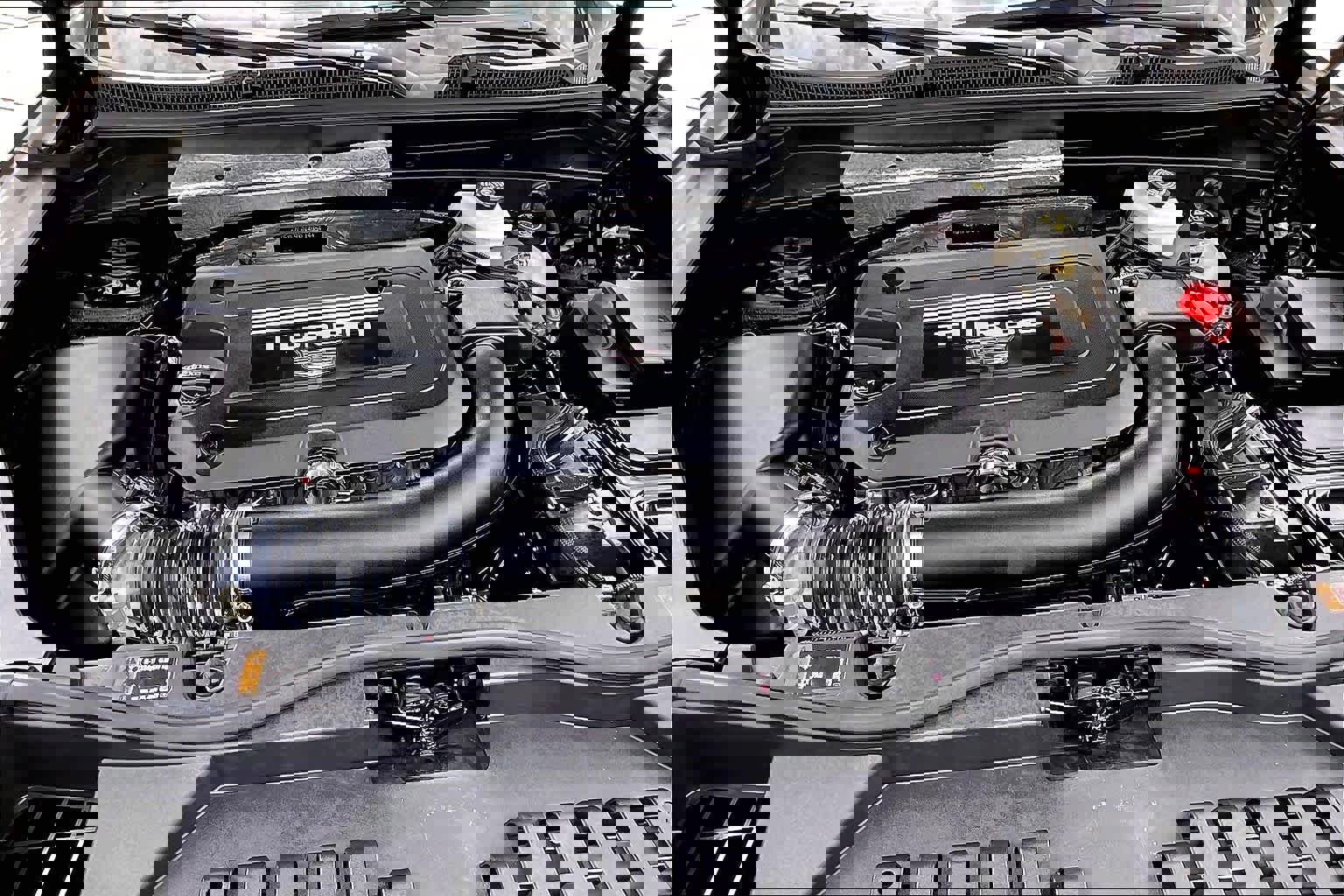 Used 2024 Cadillac XT4 Premium Luxury image 32