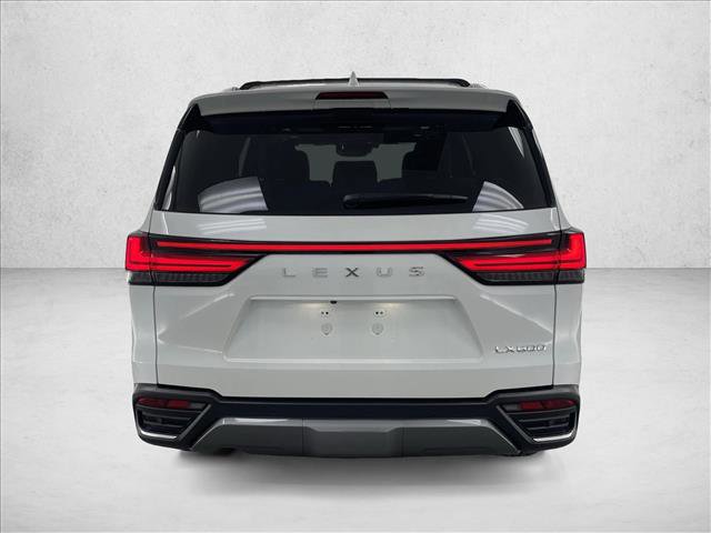 Used 2025 Lexus LX 600 4WD w/ Accessory Package (Z1) image 8