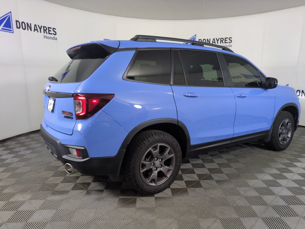 Certified 2024 Honda Passport TrailSport image 5