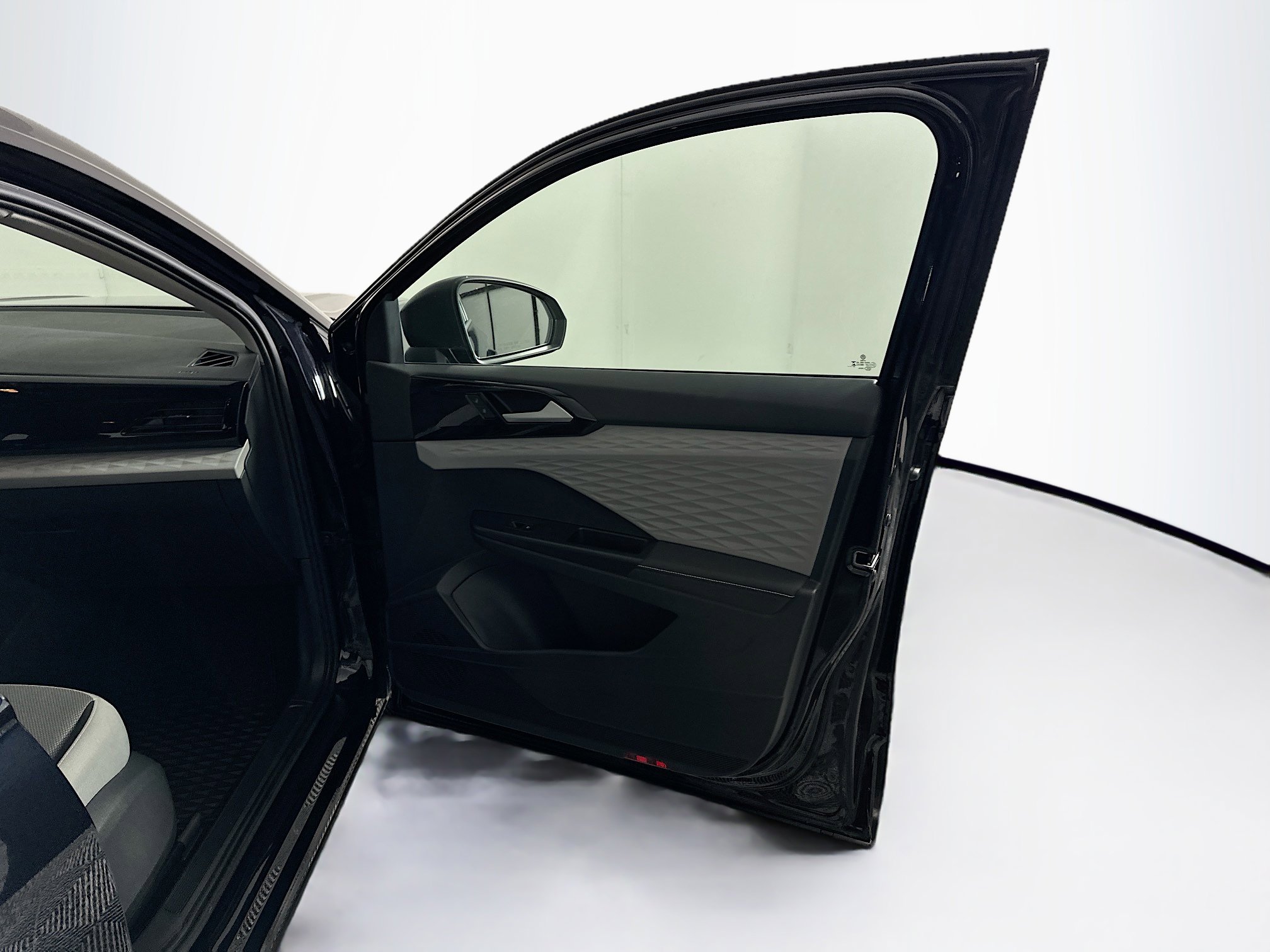 Used 2024 Volkswagen Taos S FWD image 30