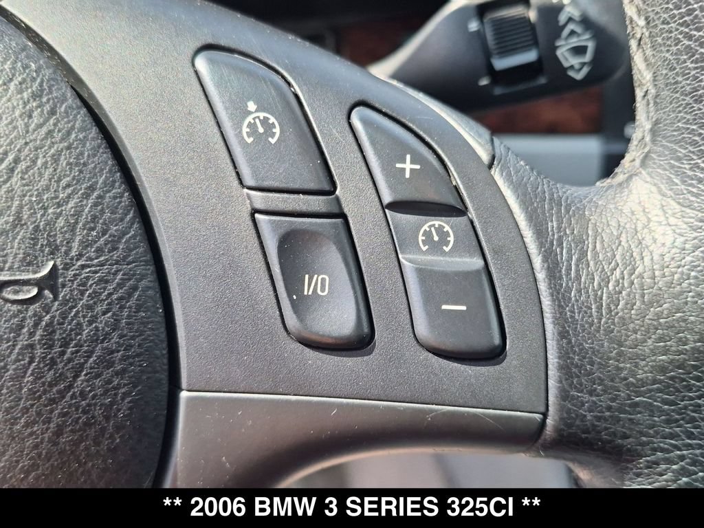 Used 2006 BMW 325Ci Convertible RWD image 5