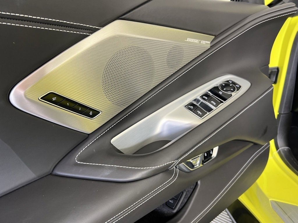 Used 2022 Chevrolet Corvette Stingray w/ Z51 Performance Package image 23
