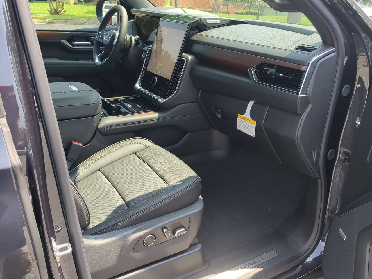 New 2026 GMC Yukon Denali AWD/4WD image 29