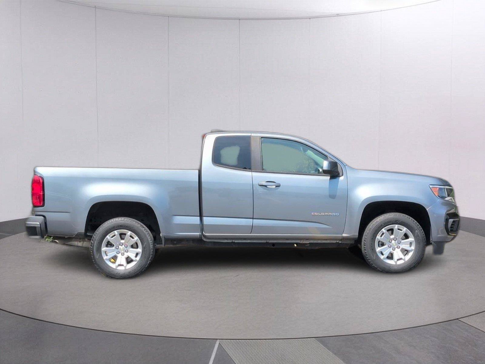 Used 2022 Chevrolet Colorado LT w/ Fleet Safety Package RWD image 8