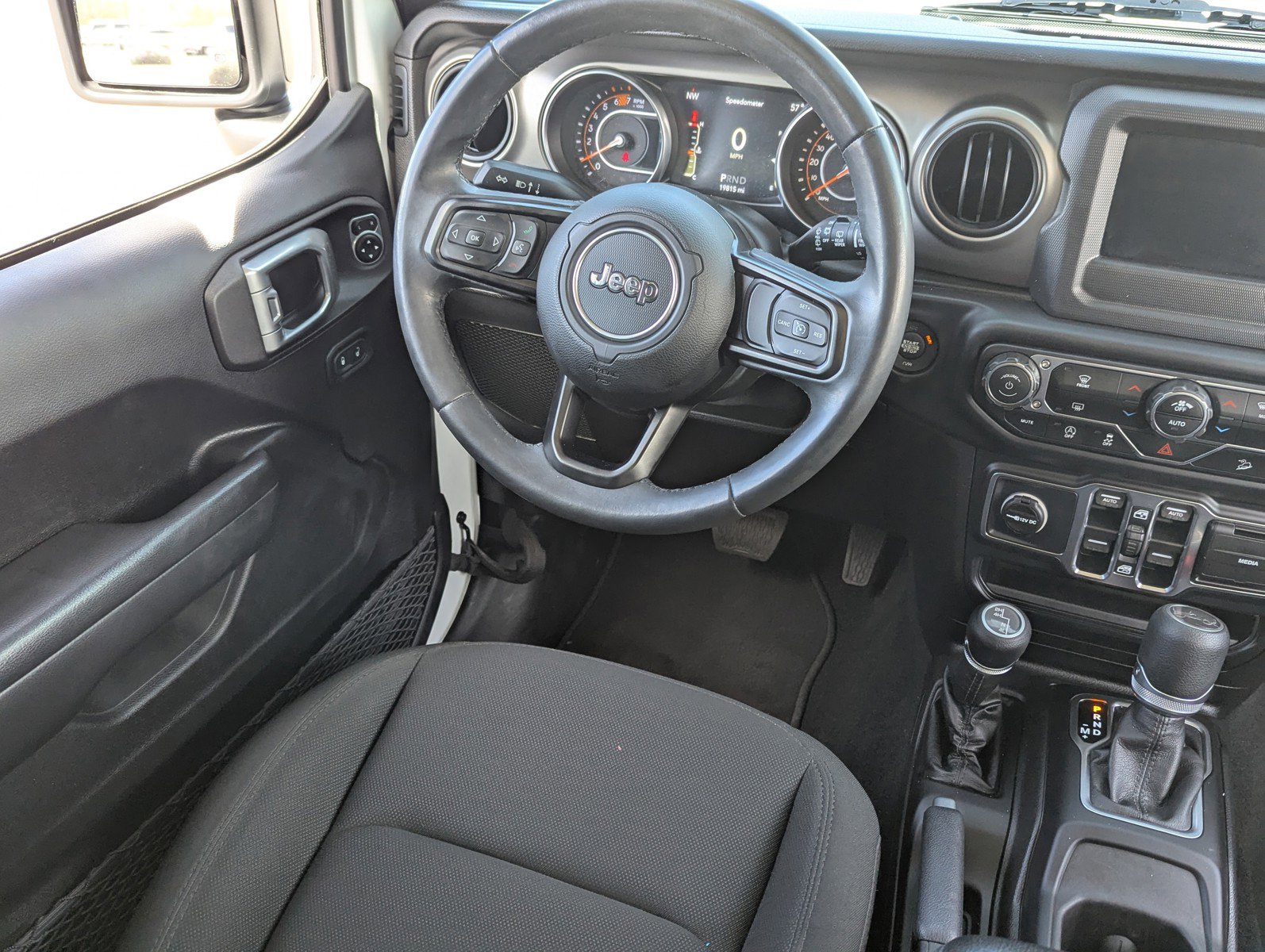 Used 2019 Jeep Wrangler Unlimited Sport S image 16