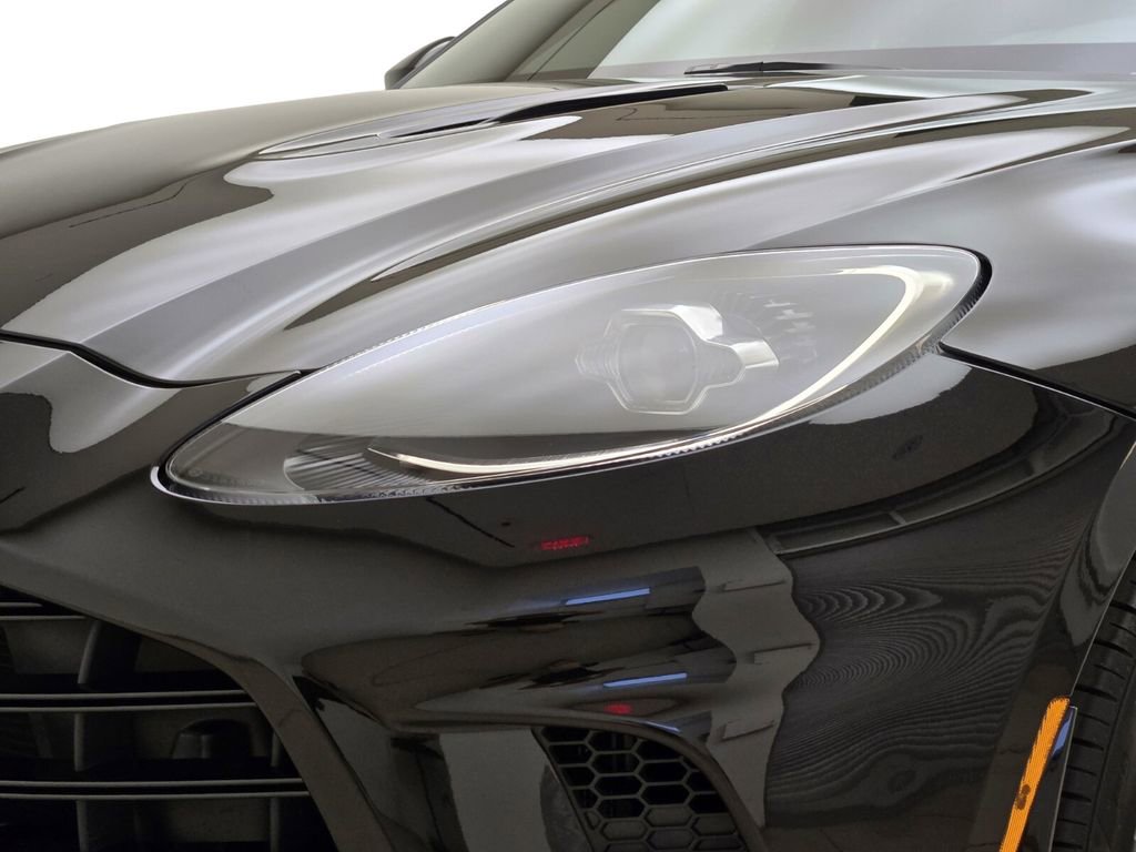 Used 2023 Aston Martin DBX 707 image 5