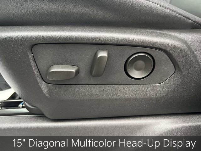 Used 2025 Chevrolet Silverado 1500 LTZ image 31