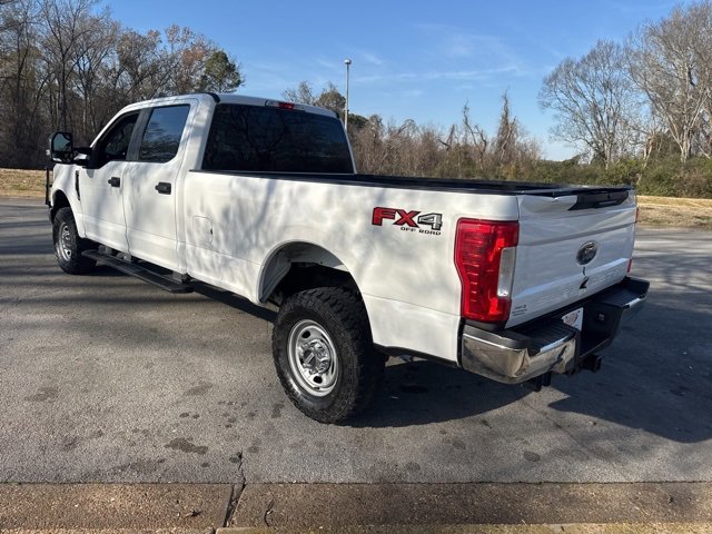 Used 2019 Ford F250 XL w/ Power Equipment Group image 5
